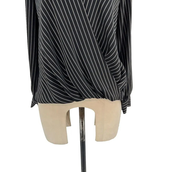 Karen‎ Millen Pinstripe Wrap Blouse Black Long Sleeve Size US 4 - Picture 5 of 13